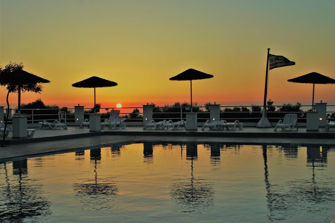 סנטוריני Santorini Camping & Hostel מראה חיצוני תמונה