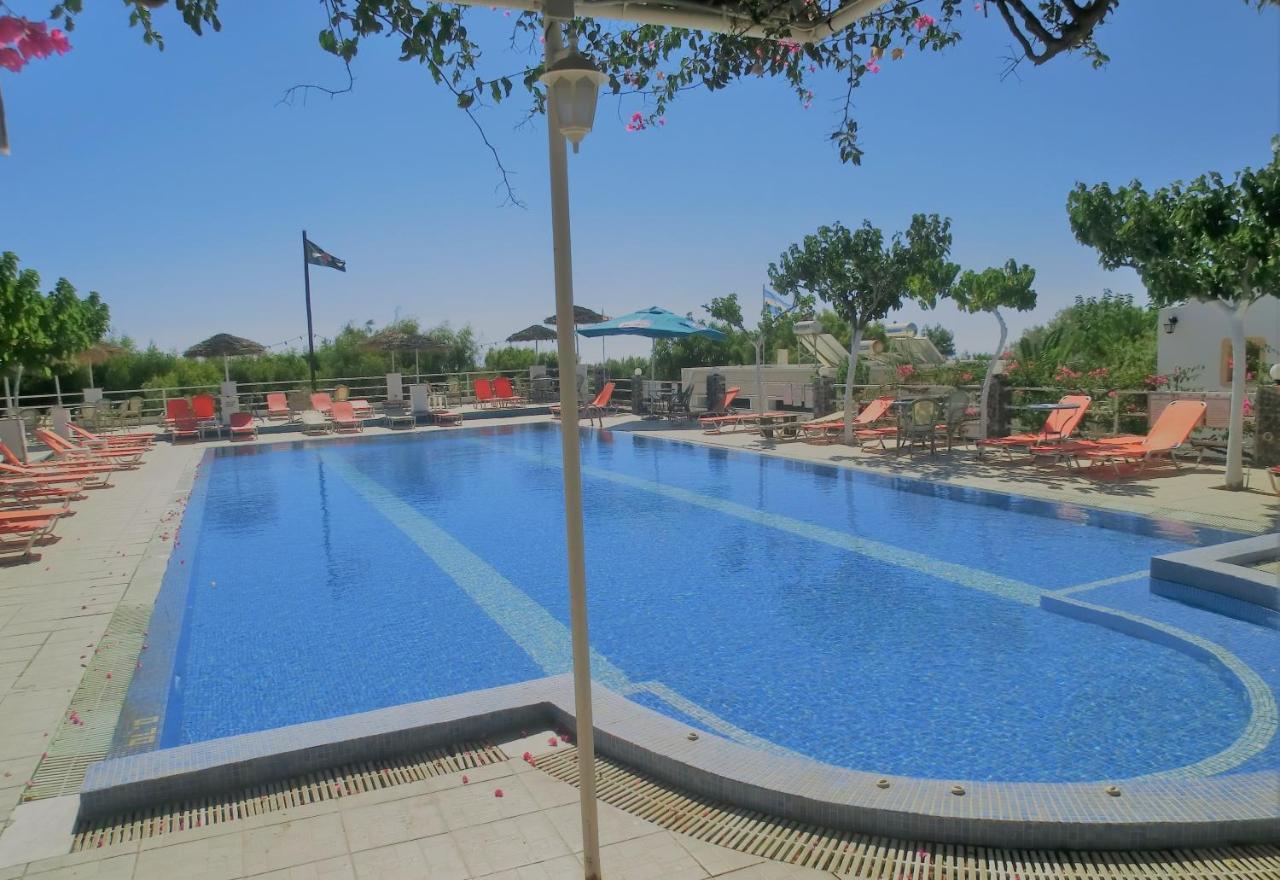 סנטוריני Santorini Camping & Hostel מראה חיצוני תמונה