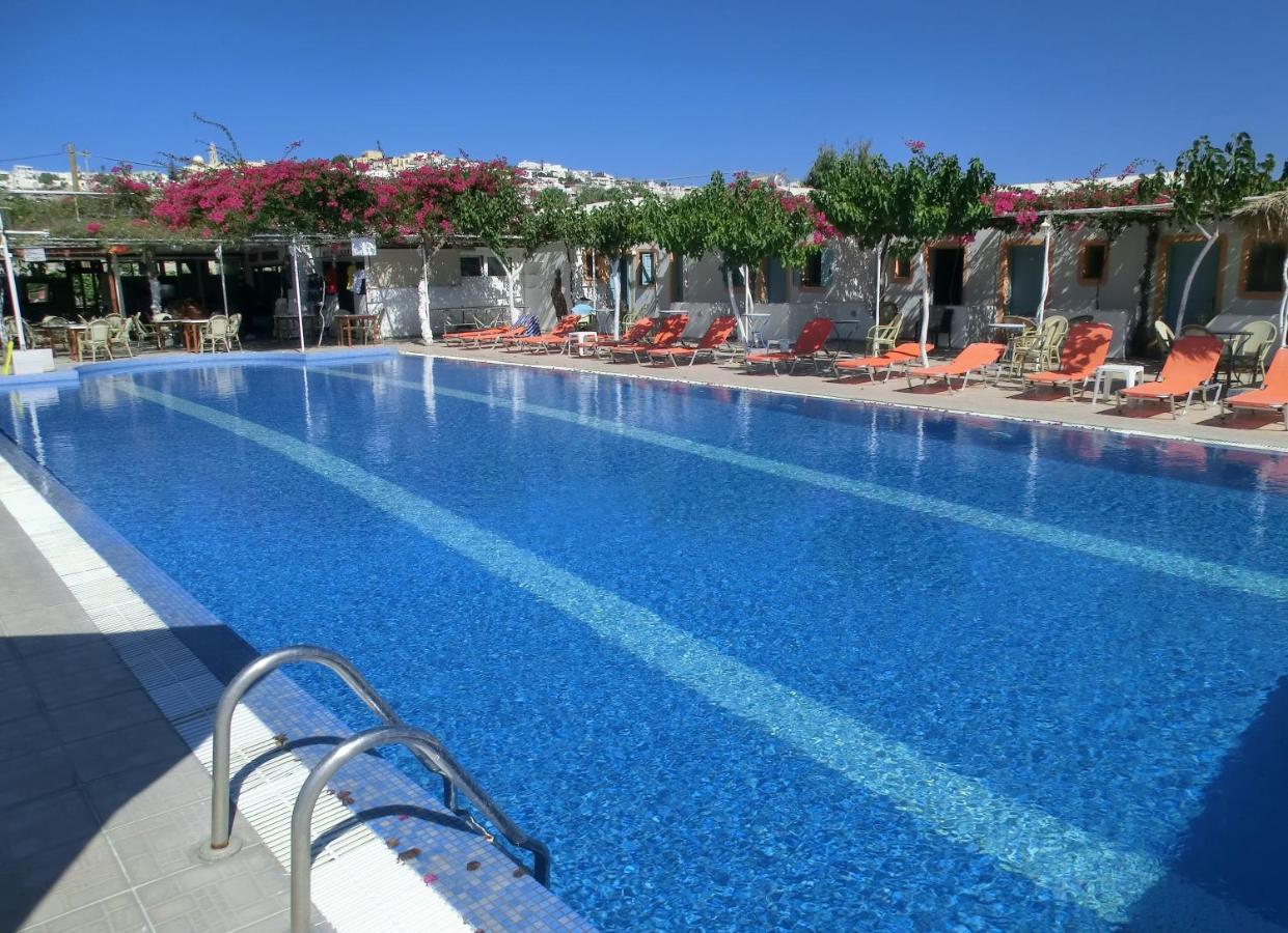 סנטוריני Santorini Camping & Hostel מראה חיצוני תמונה