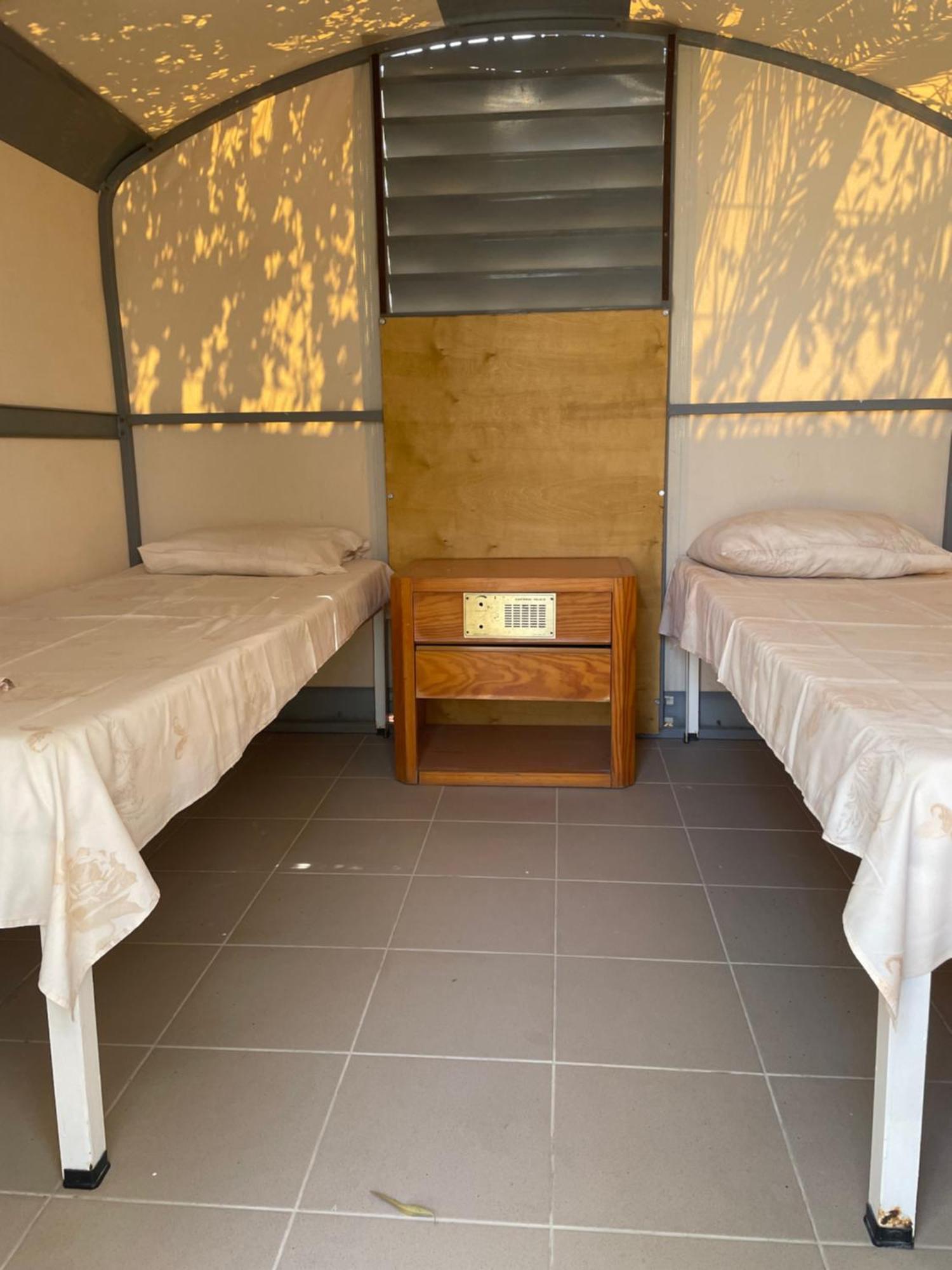 סנטוריני Santorini Camping & Hostel מראה חיצוני תמונה